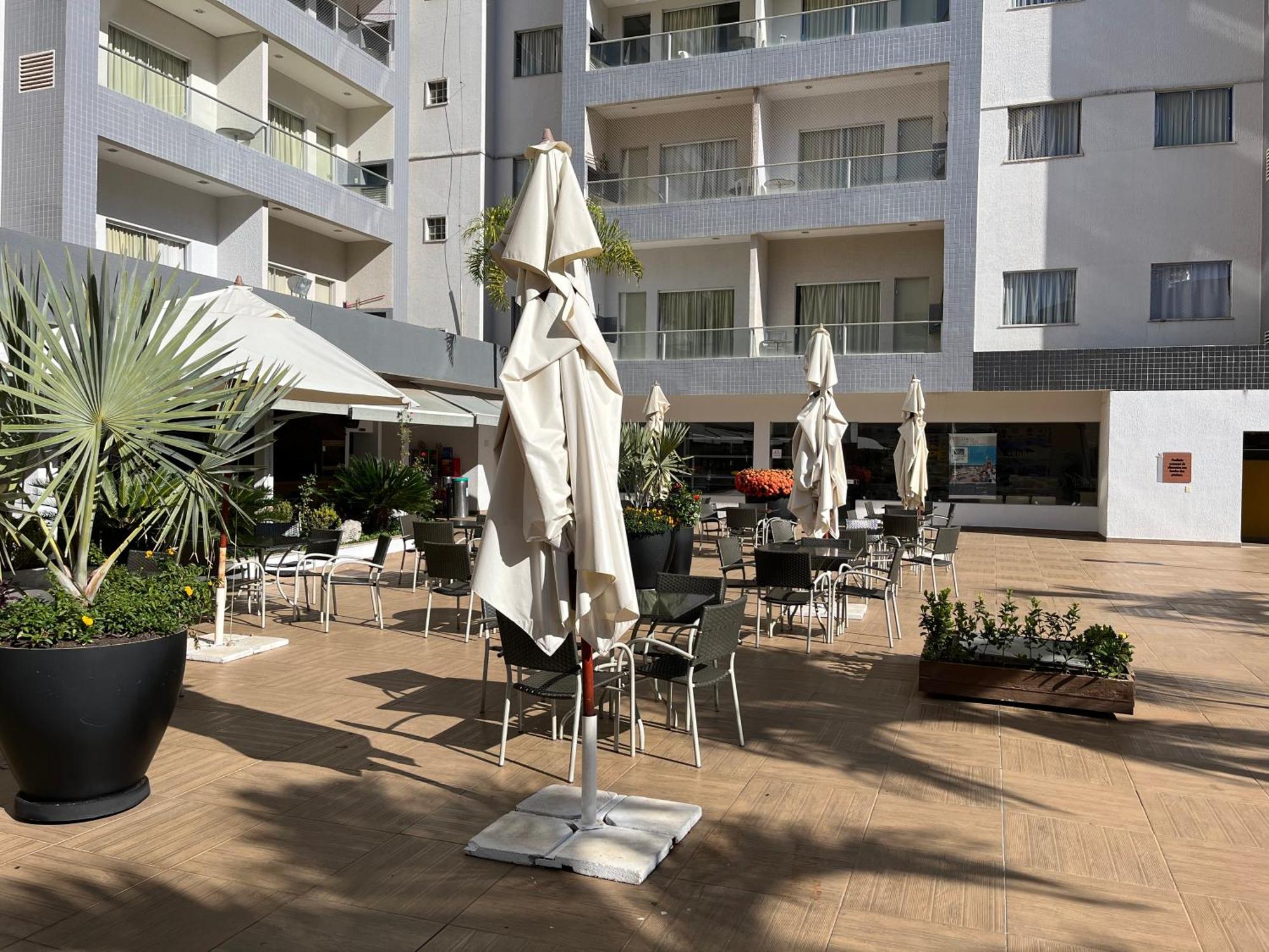 Flat 501 - Condominio Veredas Do Rio Quente - Diferenciado Com Ar Na Sala E No Quarto Exterior foto